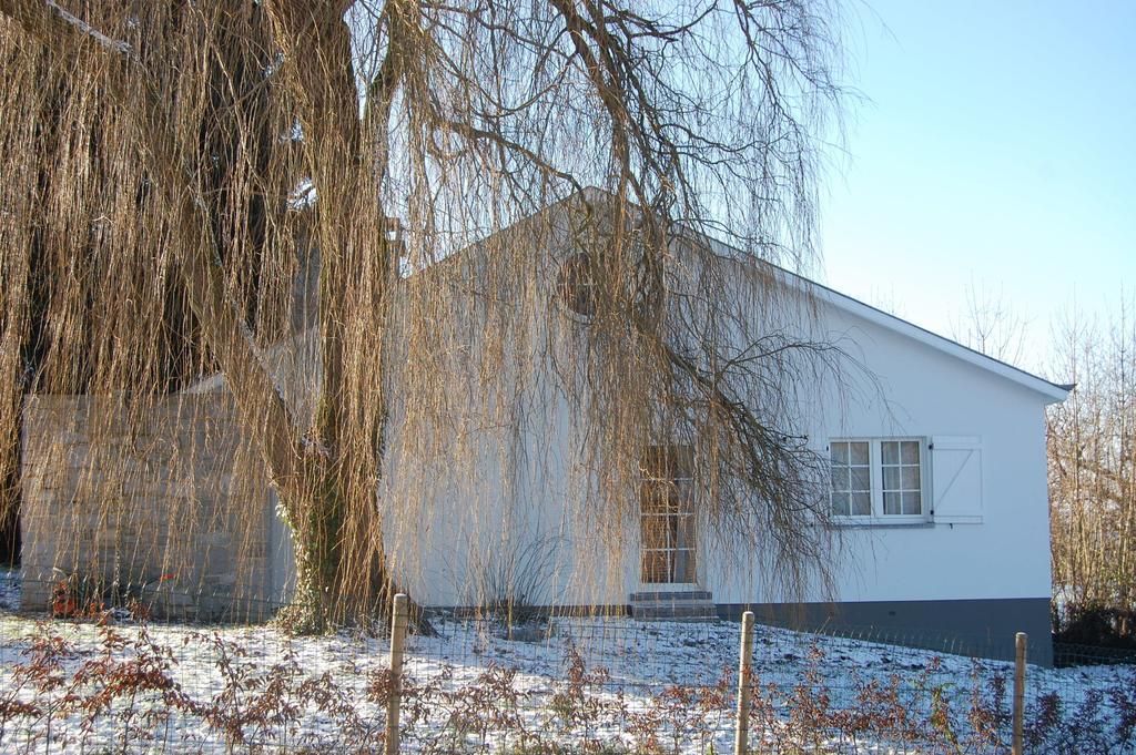 Sous Le Saule Holiday Home Heyd Номер фото